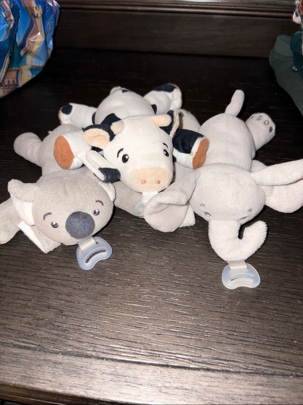 3 animals for pacifiers